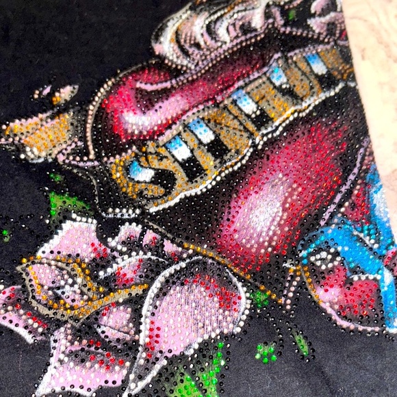 RARE Sinful by Affliction Rhinestone Black Graphic V-Neck Top with Rose - Picture 7 of 12